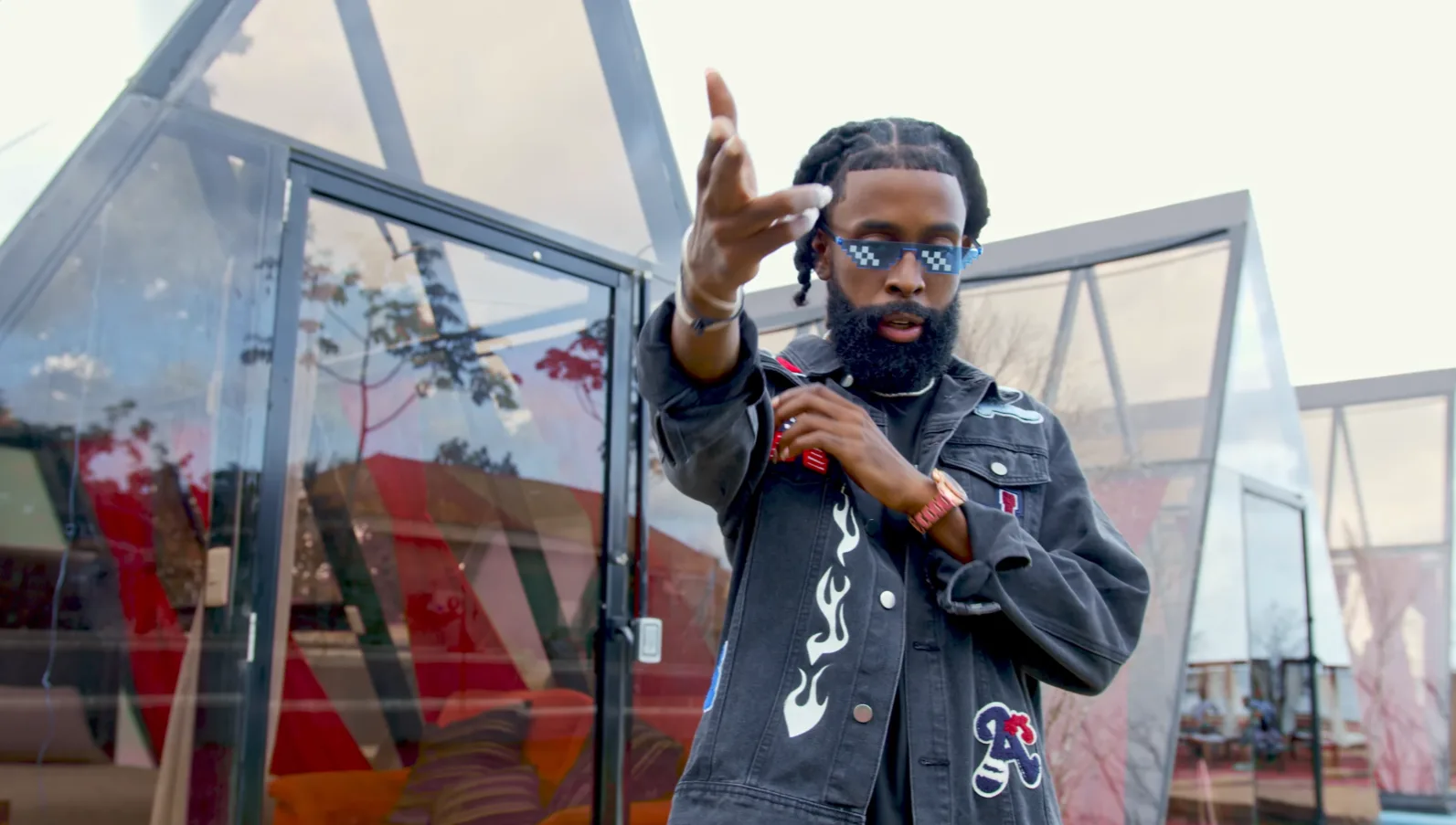 KBP EL ALIEN se suma a Enfor Riddim con “Duro”